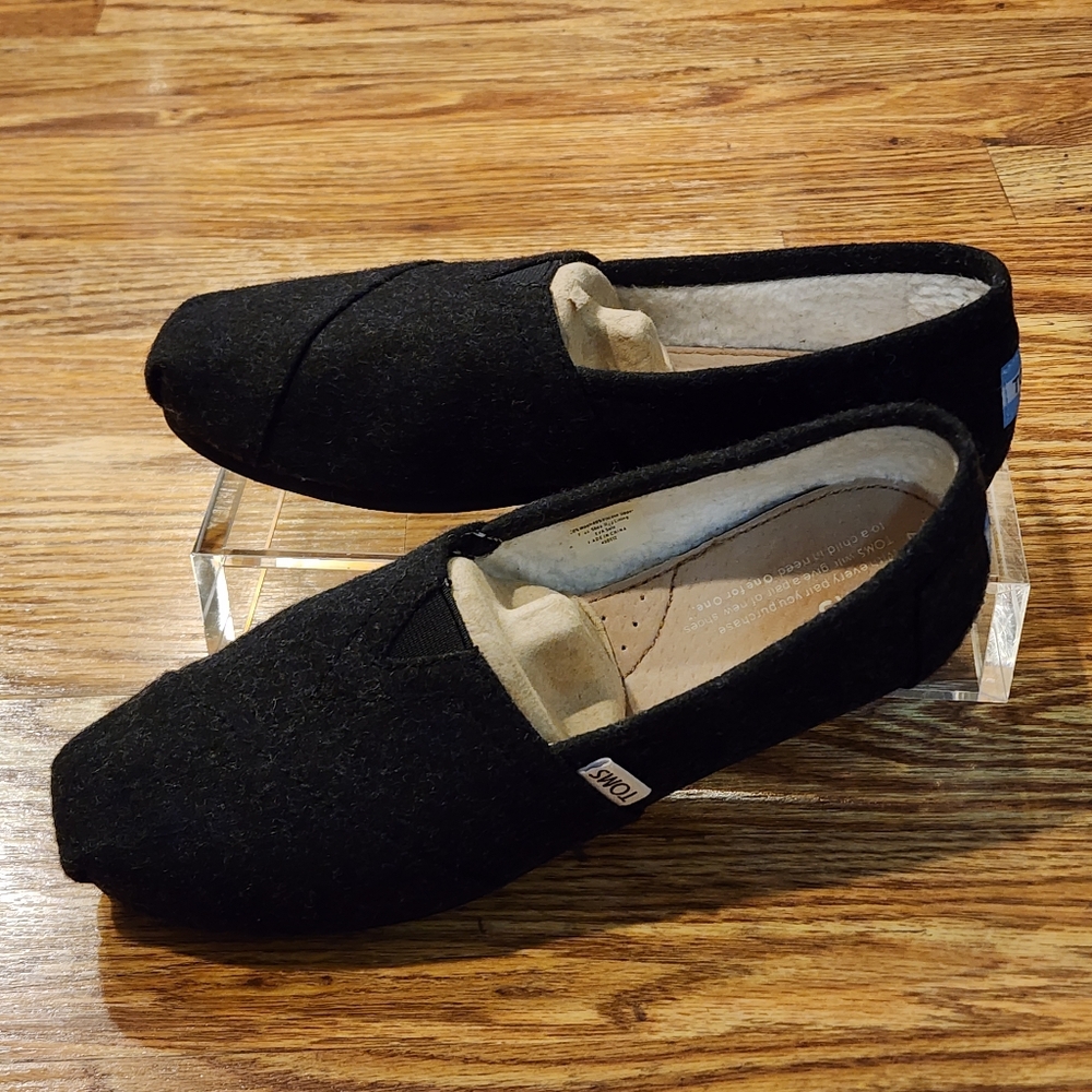 Tom's Women's Classic Woolen Black Casual Shoes Slip-On Flats Size W7